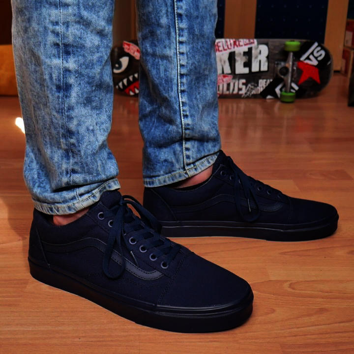 [HCM]Giày Sneaker Cổ Thấp Vs Nam Màu Full Đen