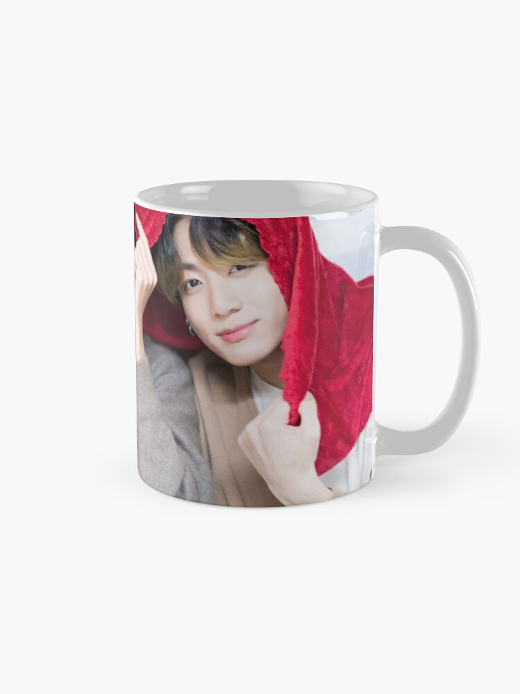 Cốc sứ uống trà cà phê in hình BTS Christmas