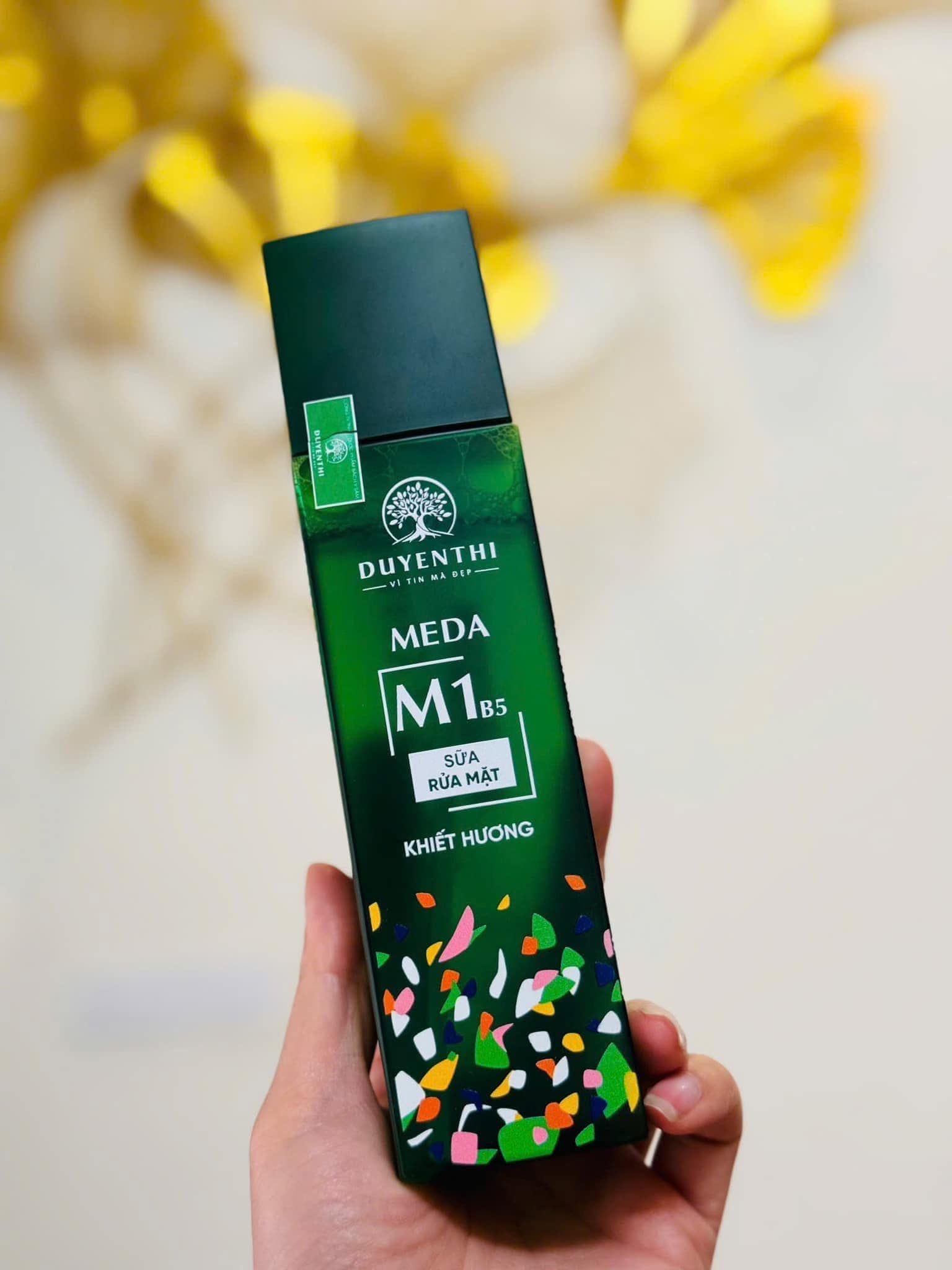 Sữa Rửa Mặt Duyên Thị Khiết Hương Bách Y Sâm 180ML