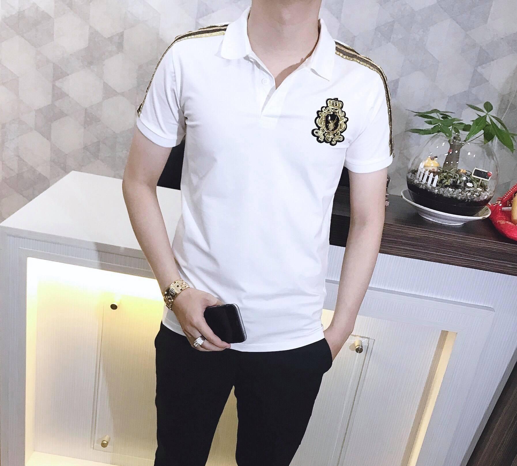 [HCM]Áo Thun Nam Viền Vai Kim Tuyến Phối Logo Thời Trang