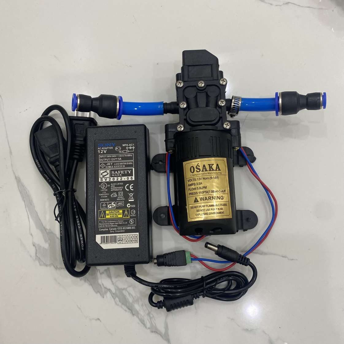 [HCM]Máy bơm đơn mini ZUKUI - OSAKA 12V 3.5A-tự ngắt khi khóa nước, tưới rau tưới lan