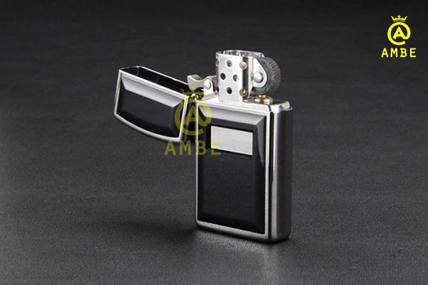 Bật lửa Zippo Slim Ultralite Black Z261