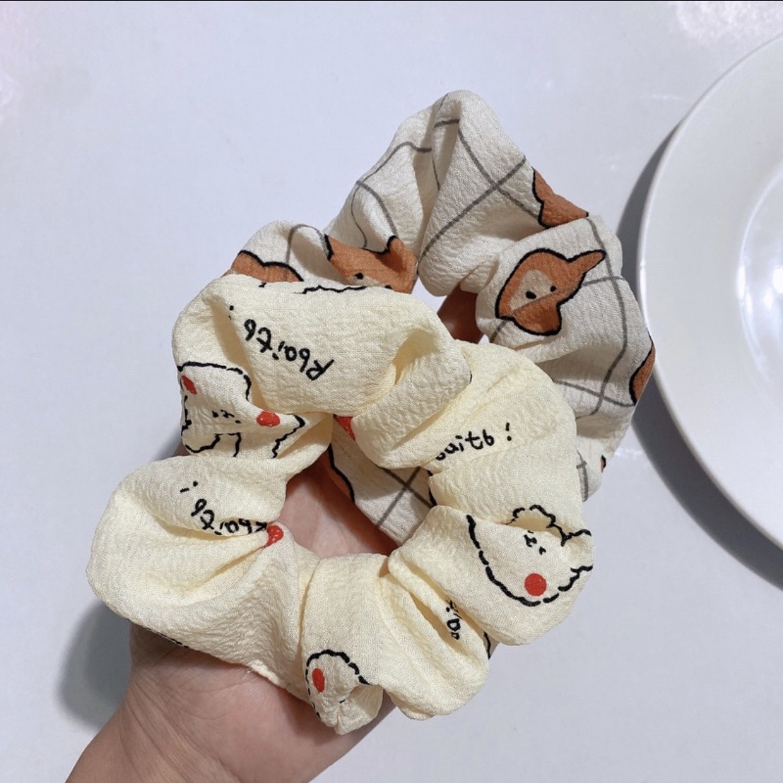 Scrunchies cột tóc, buộc tóc tiểu thư hình gấu màu be dễ thương