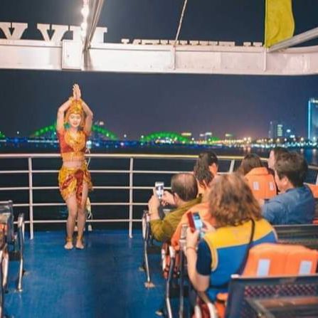 { Evoucher S-Tours } VÉ DU THUYỀN SÔNG HÀN - ĐÀ NẴNG