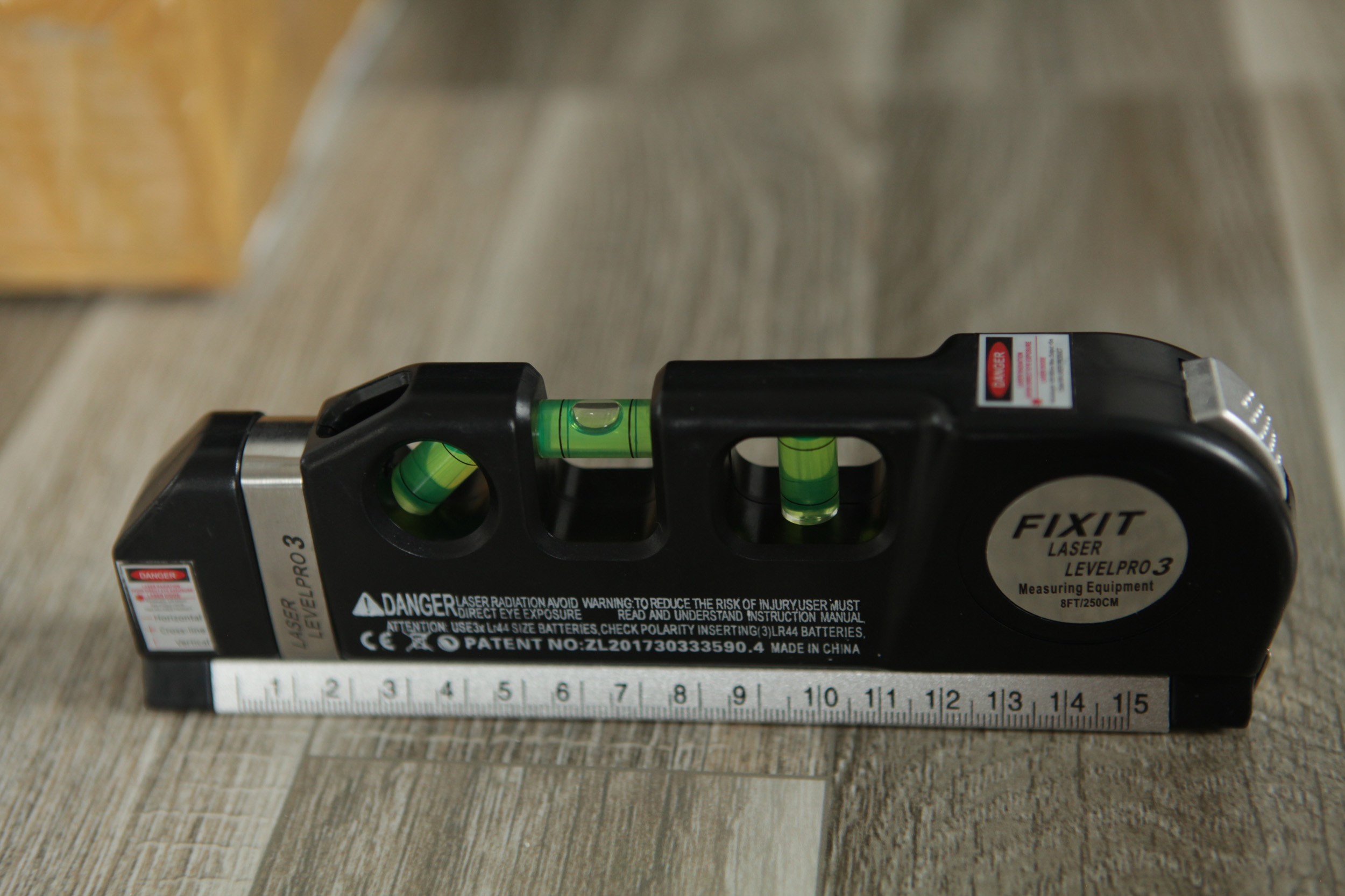 Máy đánh thăng bằng dùng laser (Laser level)