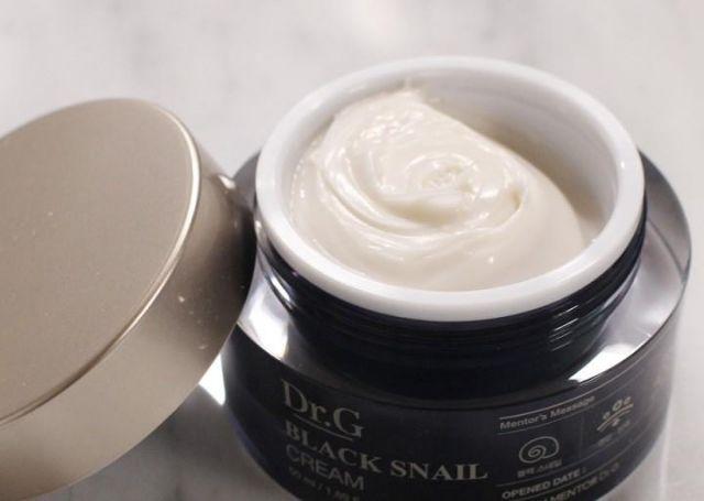Kem Dưỡng Trắng Da Dr.g BLACK SNAIL CREAM