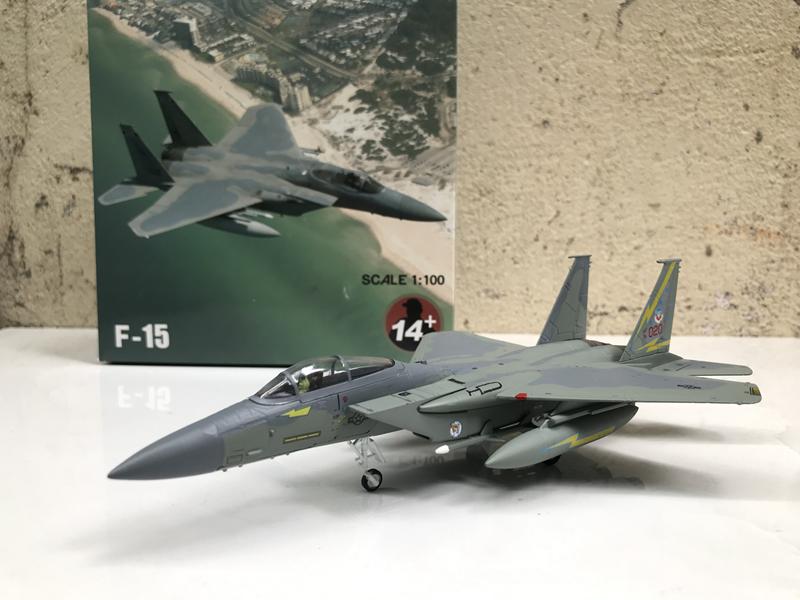 [HCM]Mô hình Máy bay F-15 EX 1:100