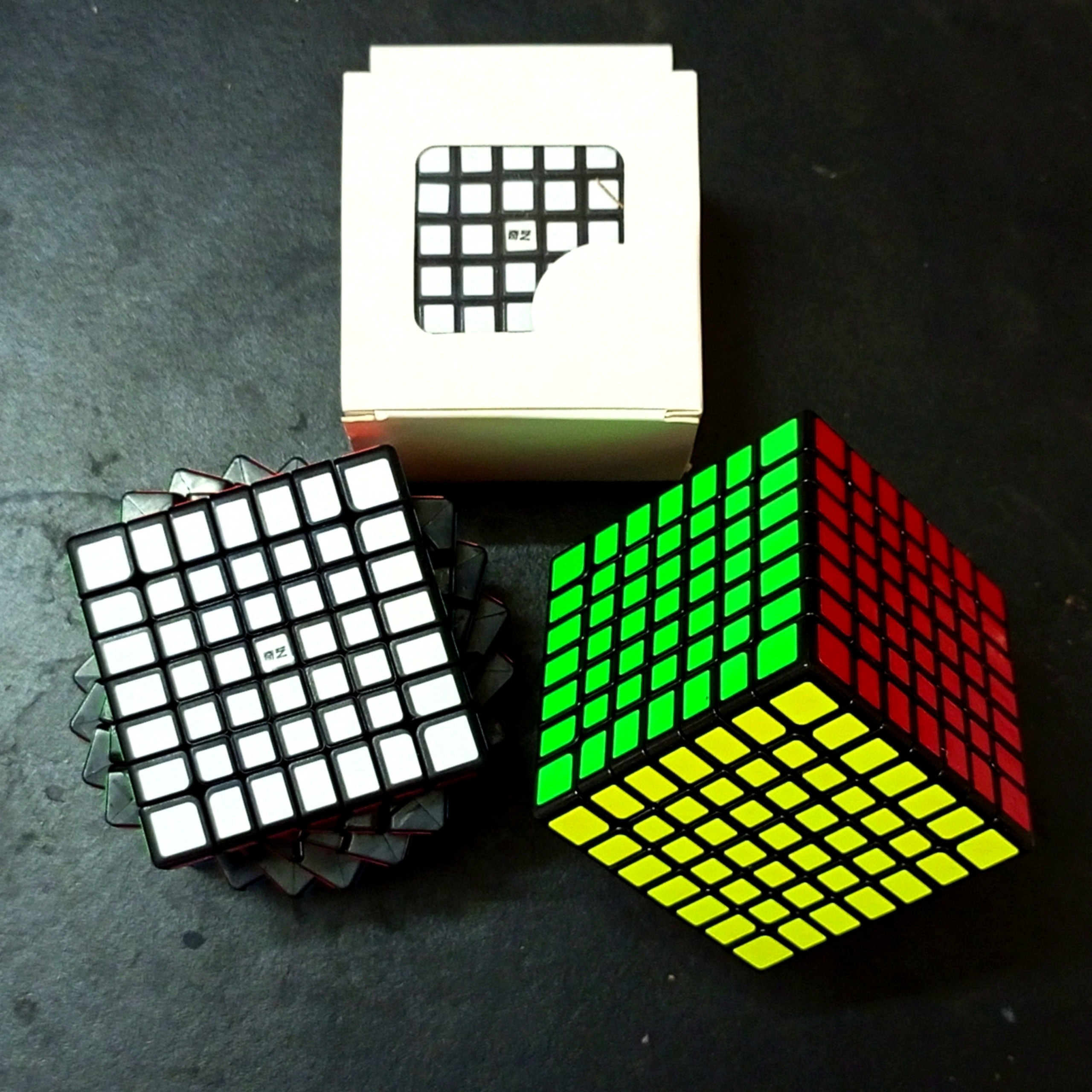 Rubik 6x6x6 Diansheng Stickerless Siêu Rẻ