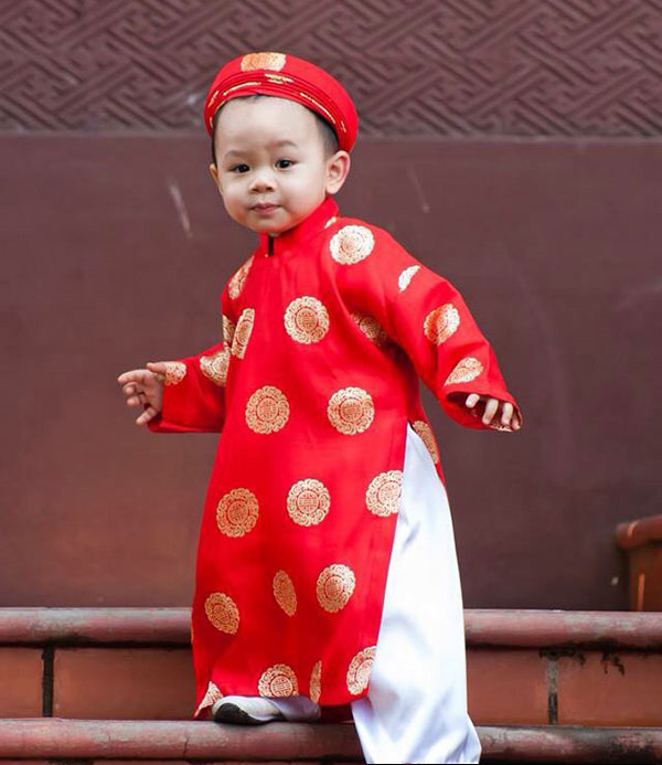 ÁO DÀI KHĂN XẾP ĐỒNG TIỀN TRẺ EM MÀU ĐỎ, ÁO DÀI TRẺ CON