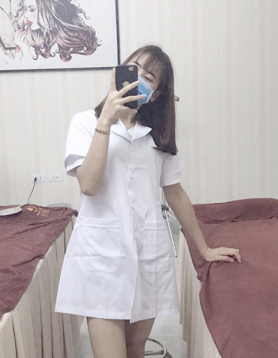 Áo blu trắng dáng lỡ - Áo ôm dáng thon gọn
