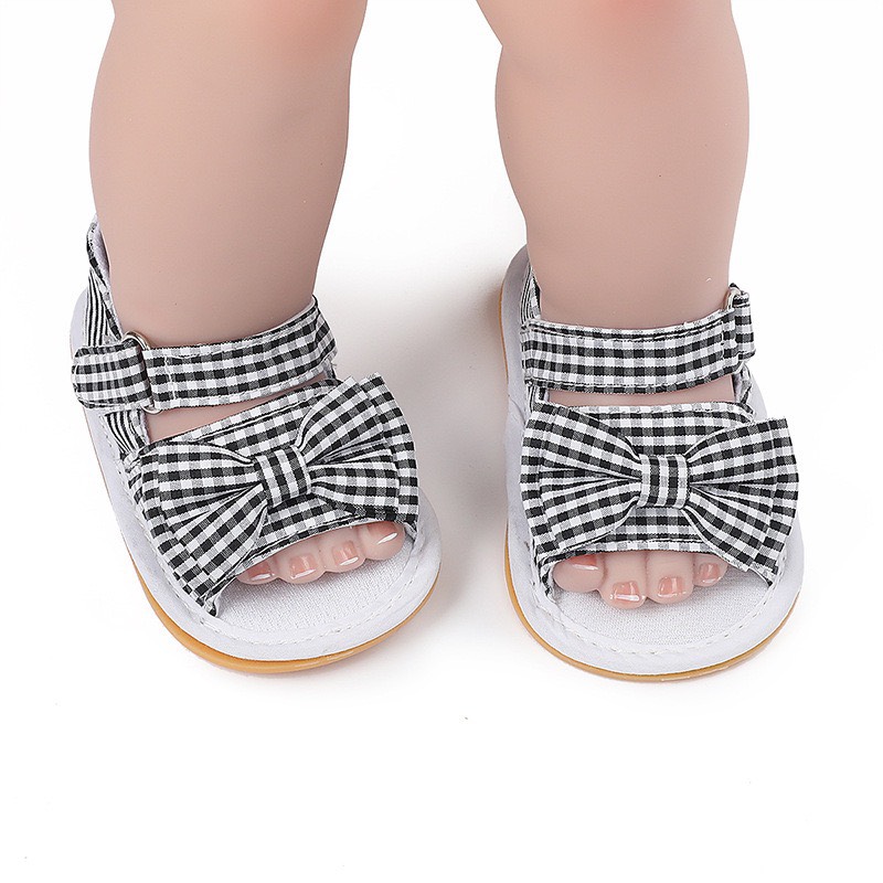 Dép sandal tập đi đế nhựa đính nơ trước - sandal nơ