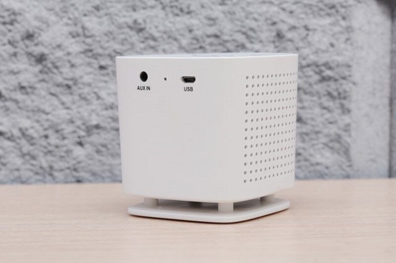 Loa Bluetooth Genius SP-920BT (trắng)