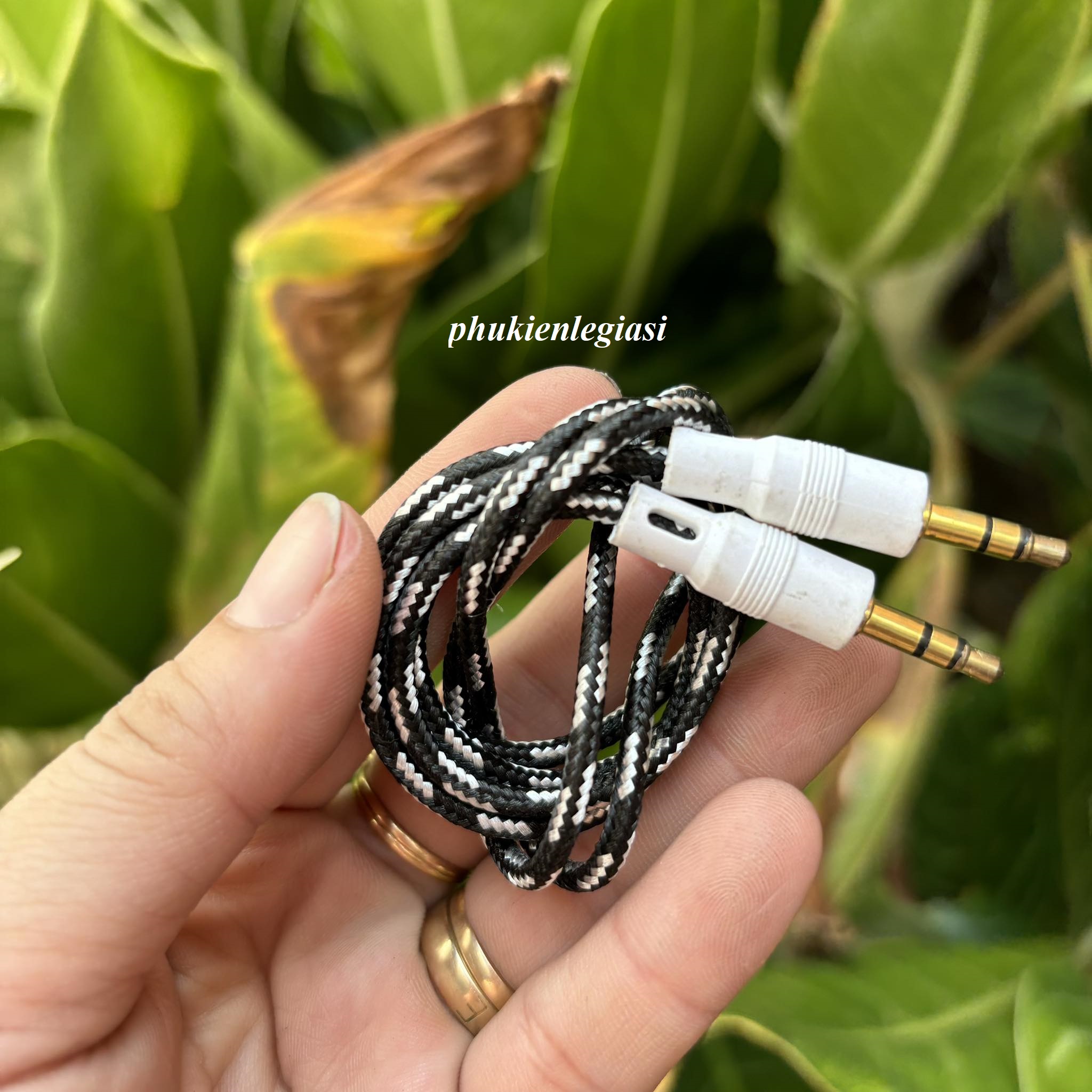 (Loại rẻ) Cáp Âm thanh 2 đầu Jack 3.5mm