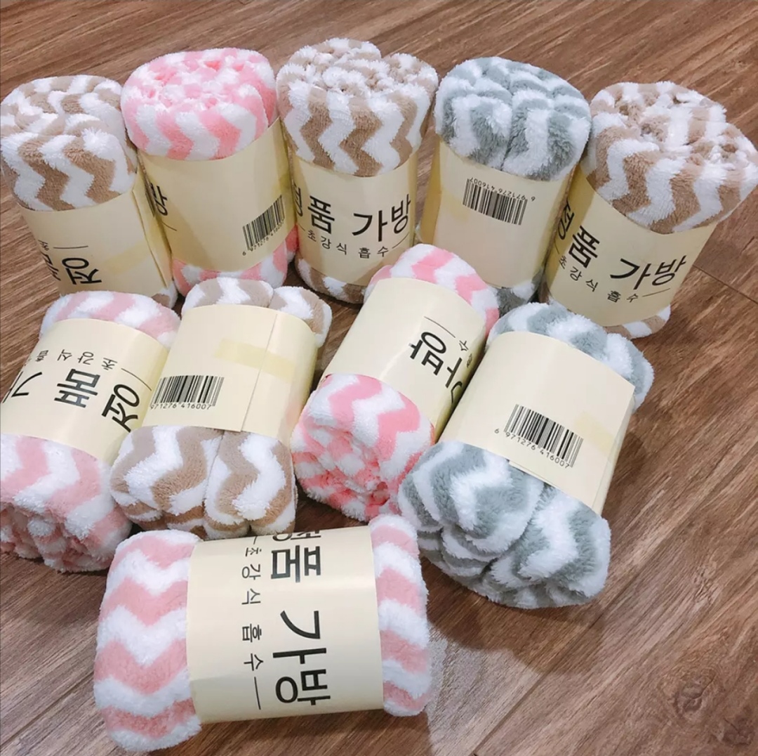 Sét 10 khăn mặt lông cừu xuất khẩu Hàn Quốc. Kẻ sọc. Siêu mềm mịn, kích thước 50 x 30cm