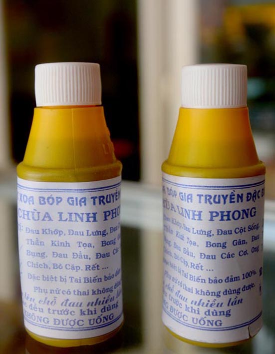 [HCM]Dầu xoa bóp chùa Linh Phong