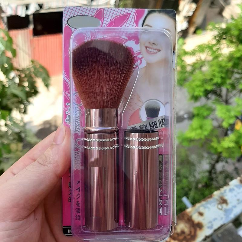 Cọ phấn phủ phấn má Cosmetic Brush (màu nâu)