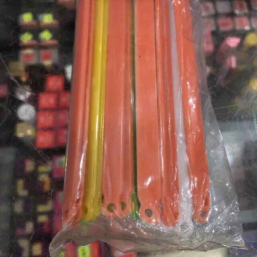 10 cây cạo lưỡi bằng nhựa Thiên Long (màu ngẫu nhiên)