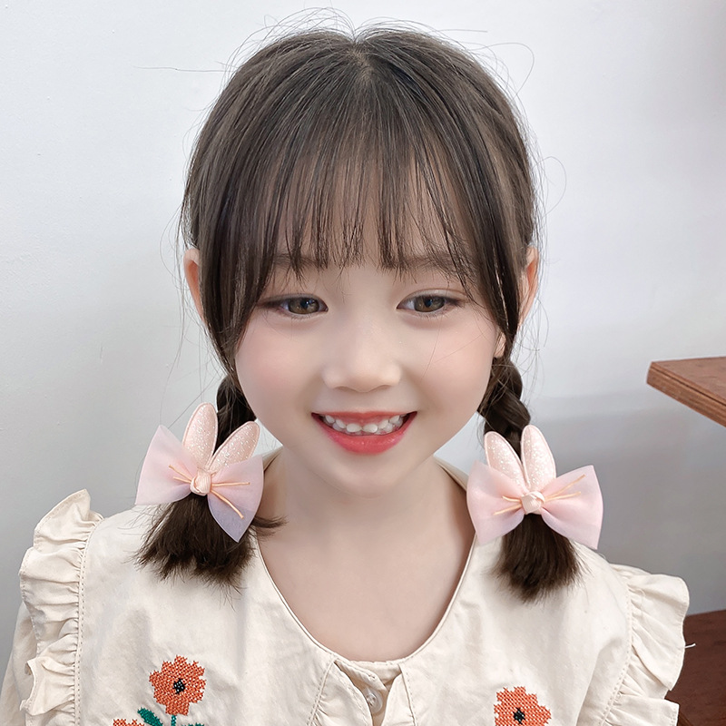 set 2 cái kẹp tóc tóc tay thỏ cho bé.