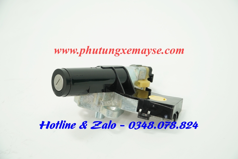 Khoá xe LEAD & SCR