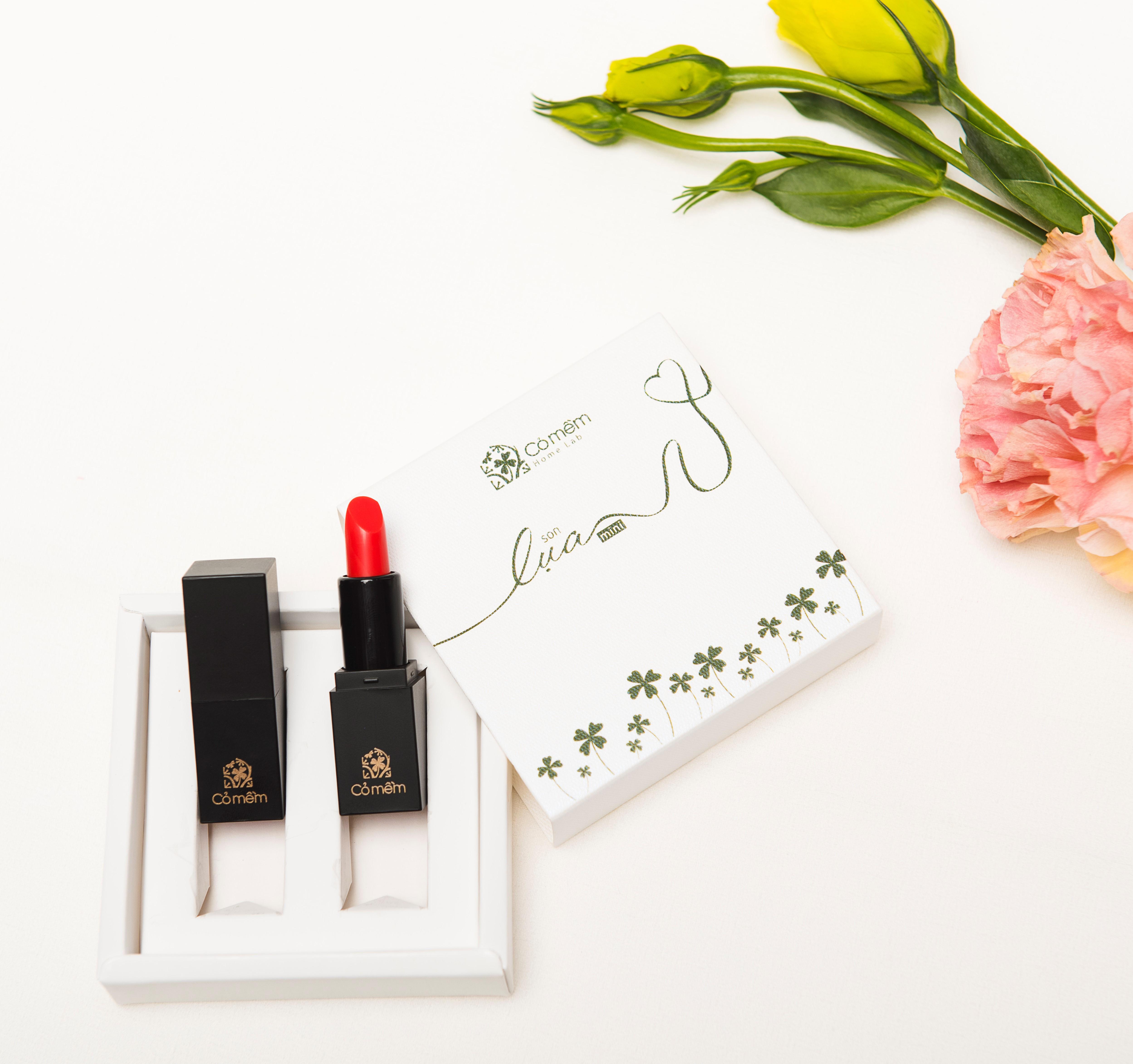 Set 2 Son Lụa Mini An Toàn Cỏ Mềm