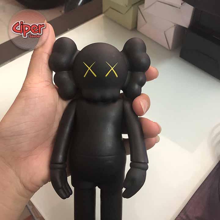 Mô hình Kaws 8in - 20cm - Đen