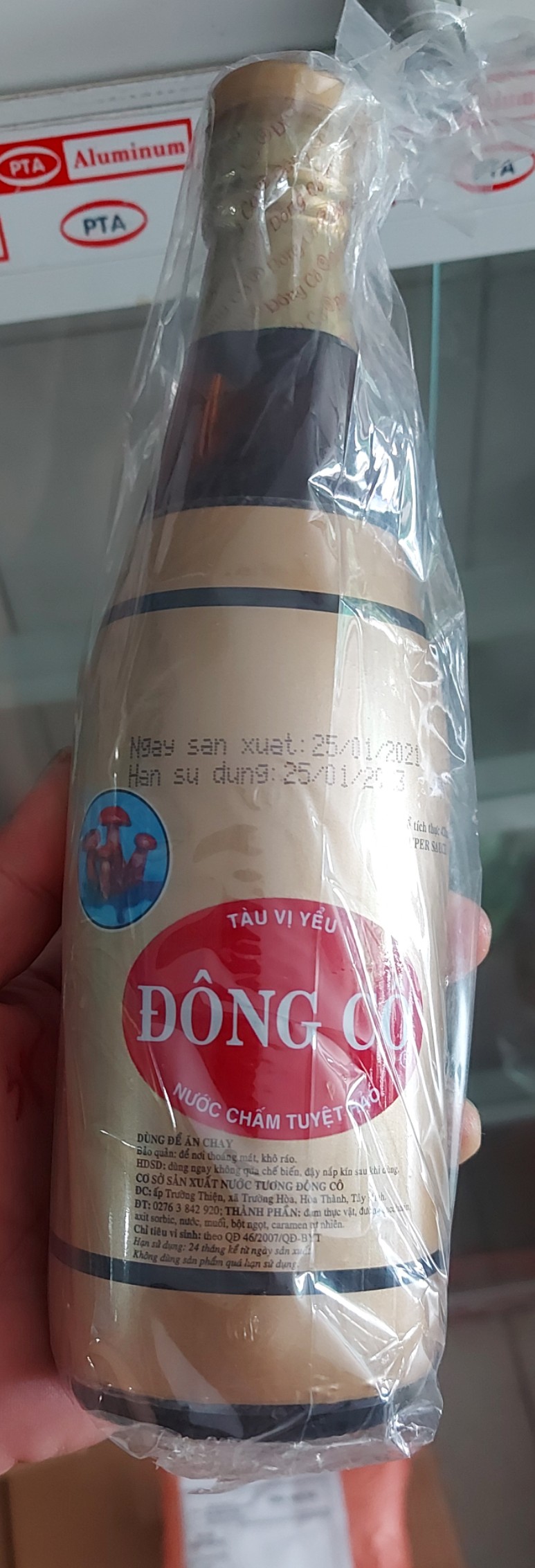 1 chai Nước tương Đông Cô chai sành