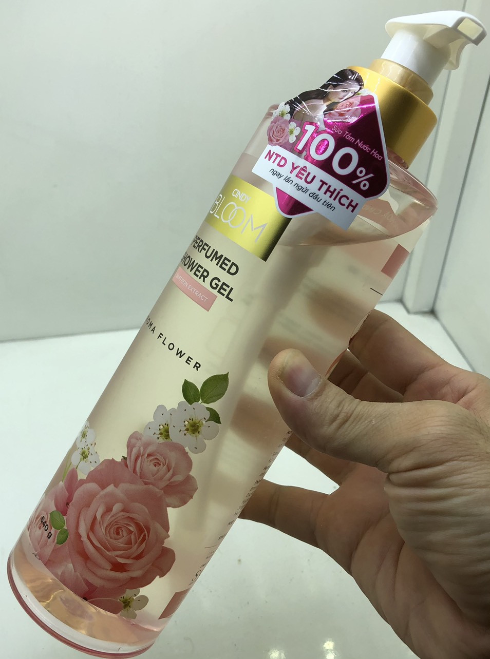 Sữa tắm nước hoa Cindy Bloom 640g