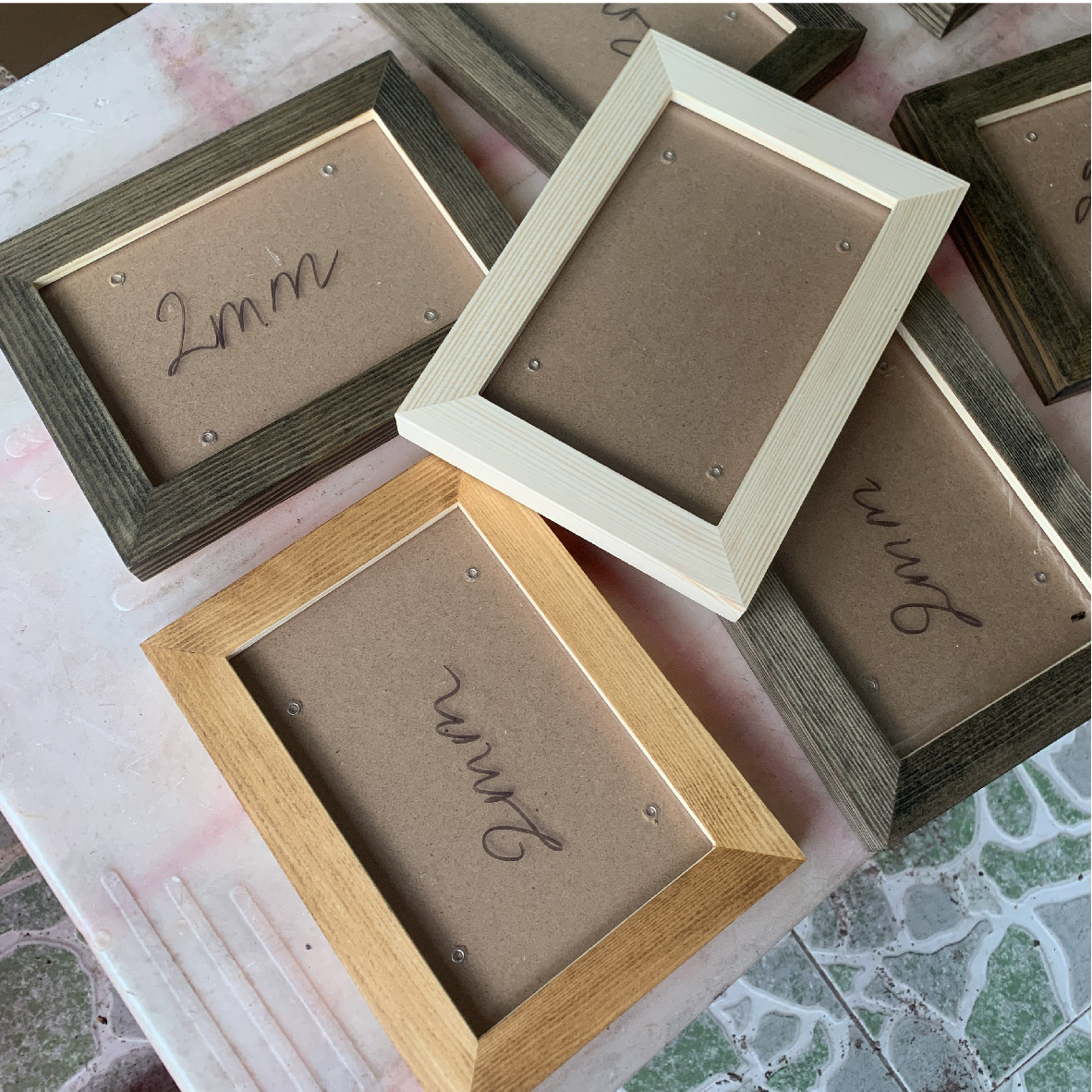 Khung hình gỗ thông 13x18 cm; 10x15 cm sơn veccni cao cấp