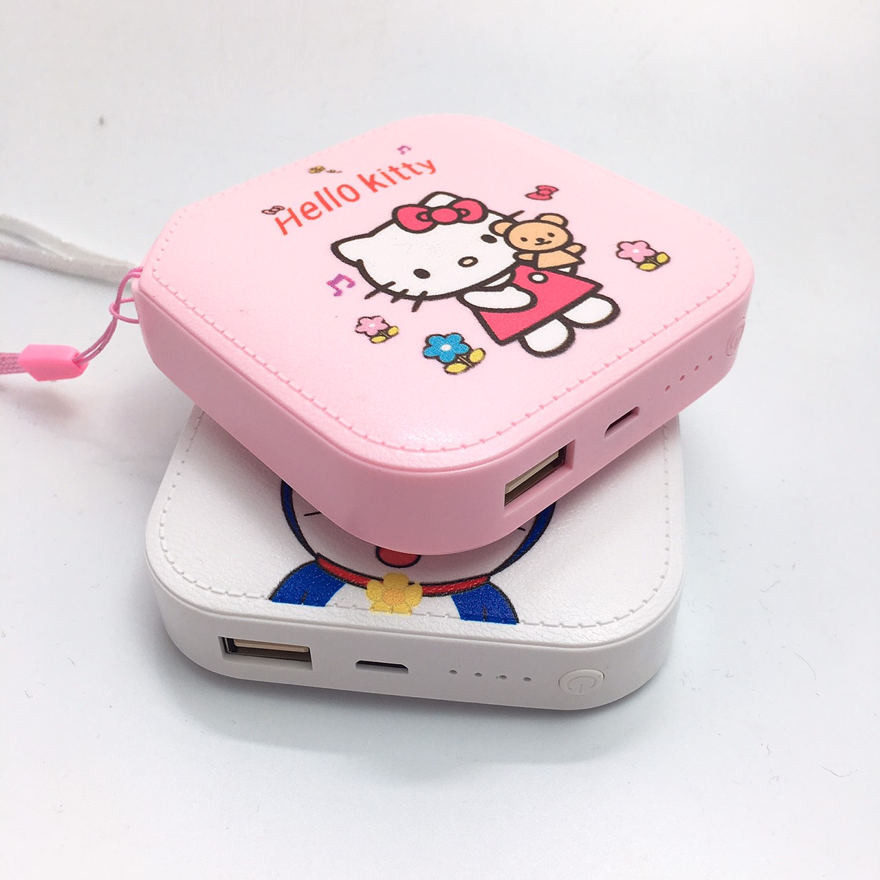 [KÈM DÂY] Sạc Dự Phòng hình Hello Kitty - Doremon (Có Dây Đeo) Dễ Thương