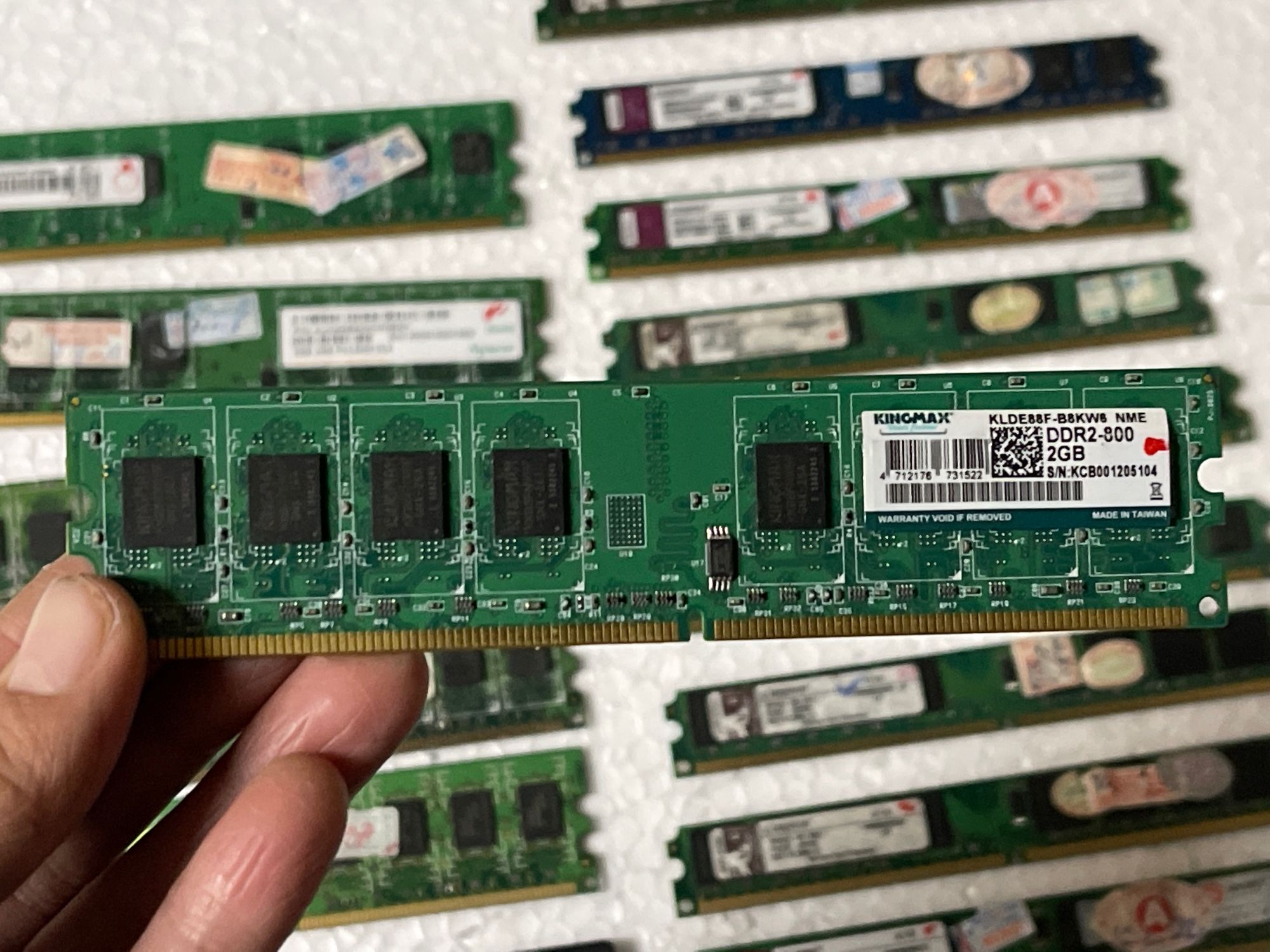 RAM máy tính bàn 2GB DDR2 bus 800 | 667 lắp main G31 945