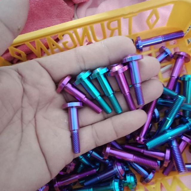 ốc tay thắng zin gr5 6li32