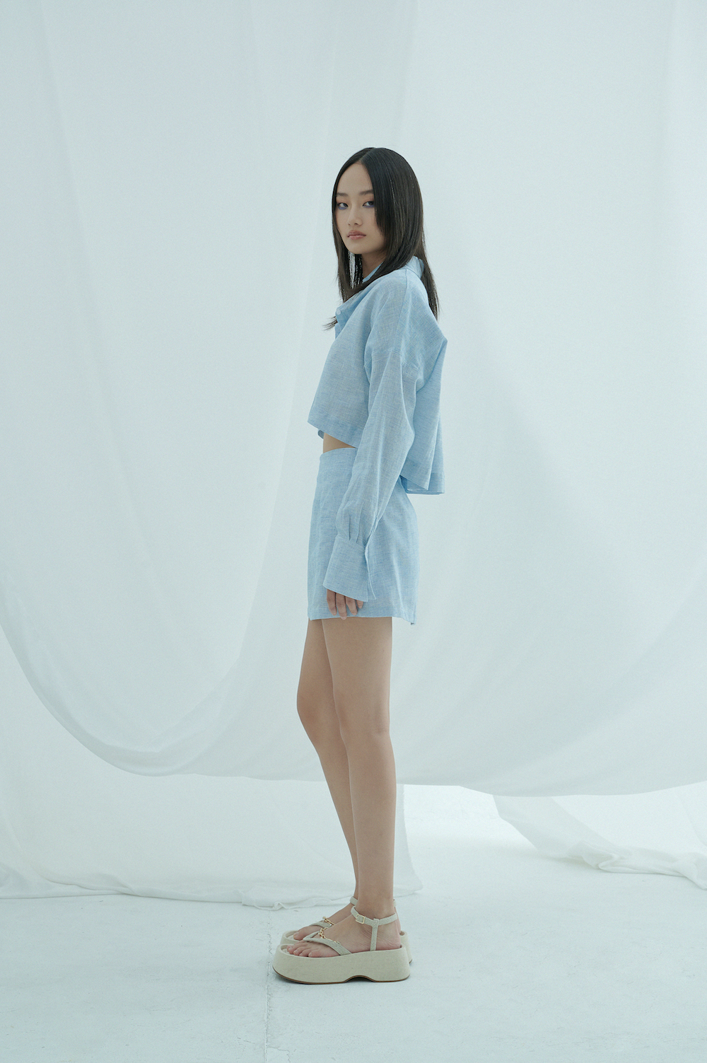 [ LAZXuhuong05 giảm 70K /499K] Set sơmi croptop vải Linen CHEN - Good trip set