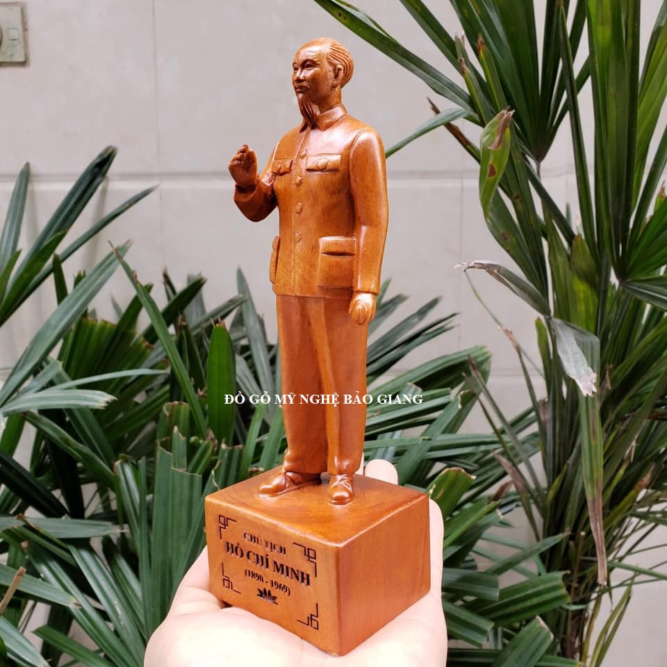 Tượng bác Hồ gỗ hương cao 20cm