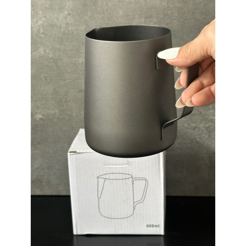 Ca đánh sữa 600ml inox chắc chắn, bền bỉ W1coffee