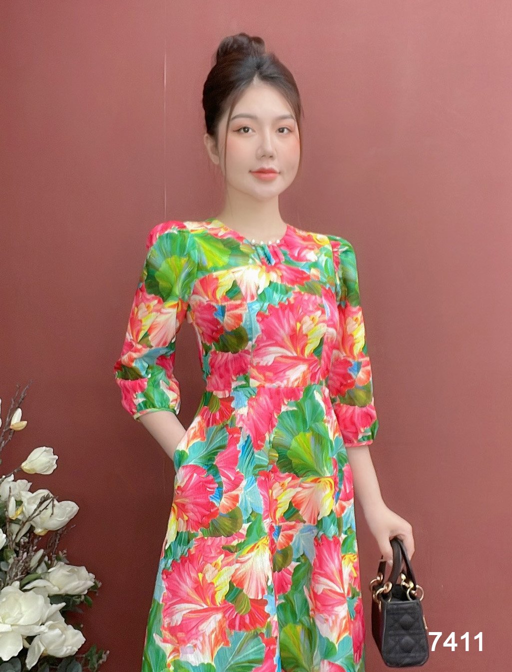 Đầm EMY EM7411 Xoè Hoa Tay Lỡ