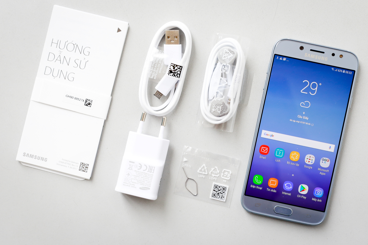 Điện thoại Samsung Galaxy J7 Pro