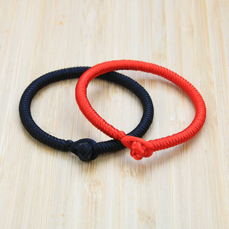 (HCM) Vòng Tay EBI Chỉ Đỏ May Mắn