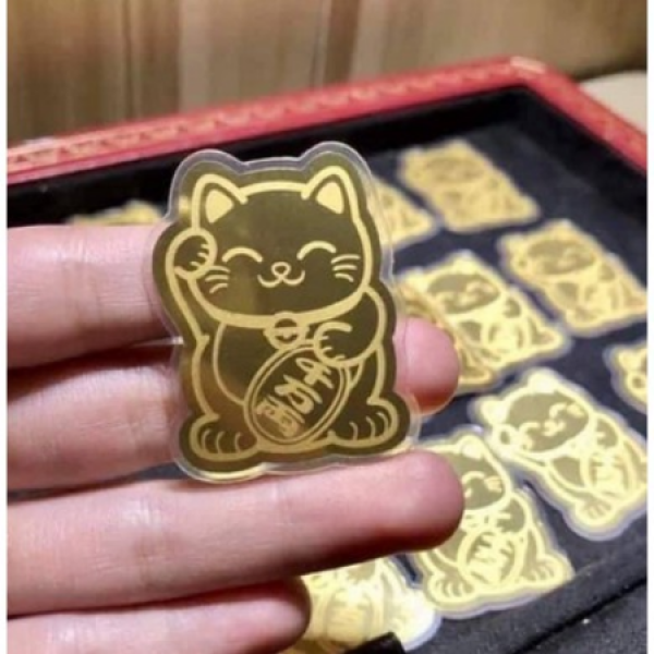 [Lấy mã miễn phí vận chuyển] 🧧Tết 2021🧧 - Mèo vàng thần tài trâu vàng may mắn mang lộc lá do với người dùng dạng miếng dán / gài sau ĐT cực hot tết 2021 năm nay