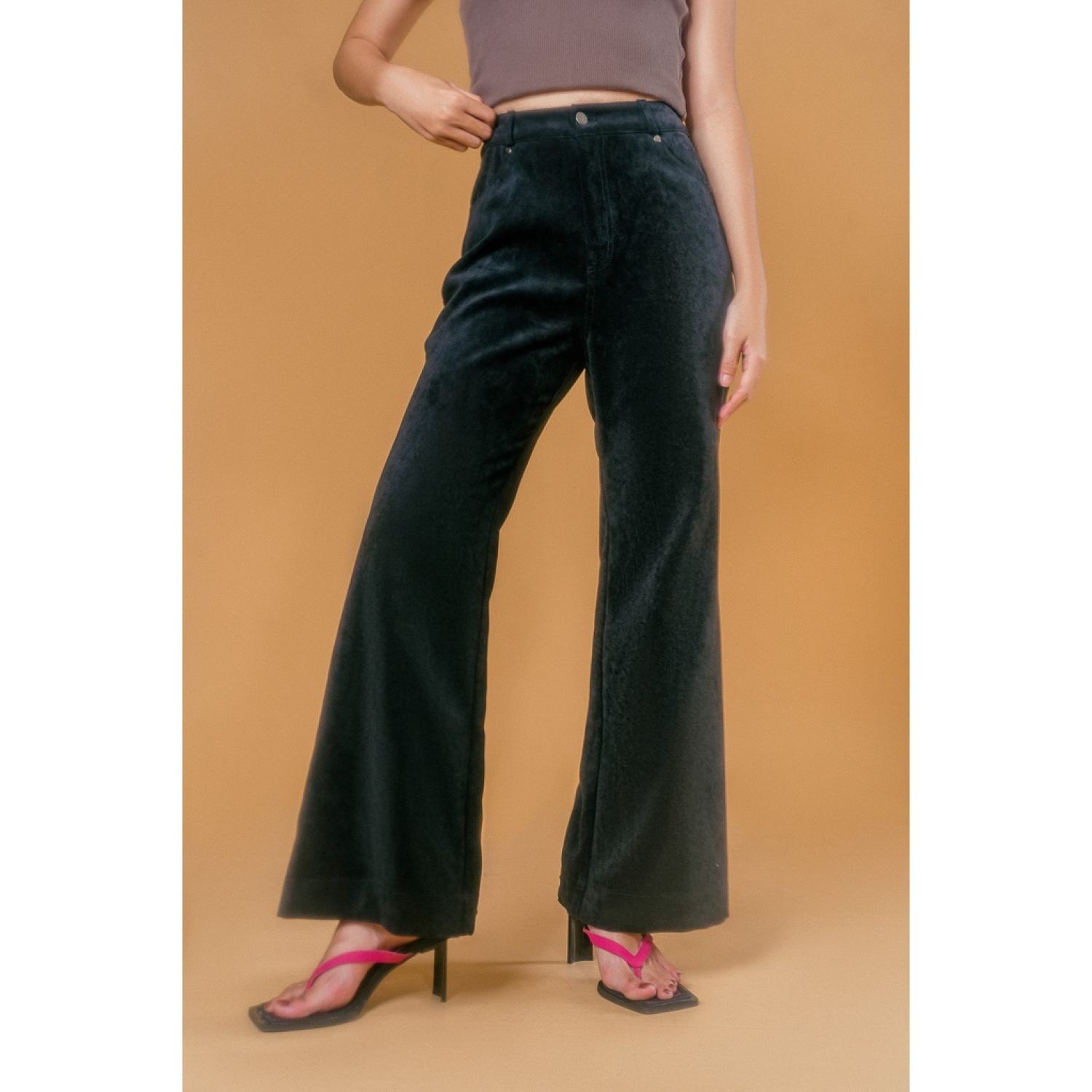 LIBÉ - Quần dài ống loe vải corduroy màu đen
