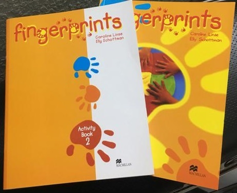 Bộ sách học tiếng Anh Fingerprints 2