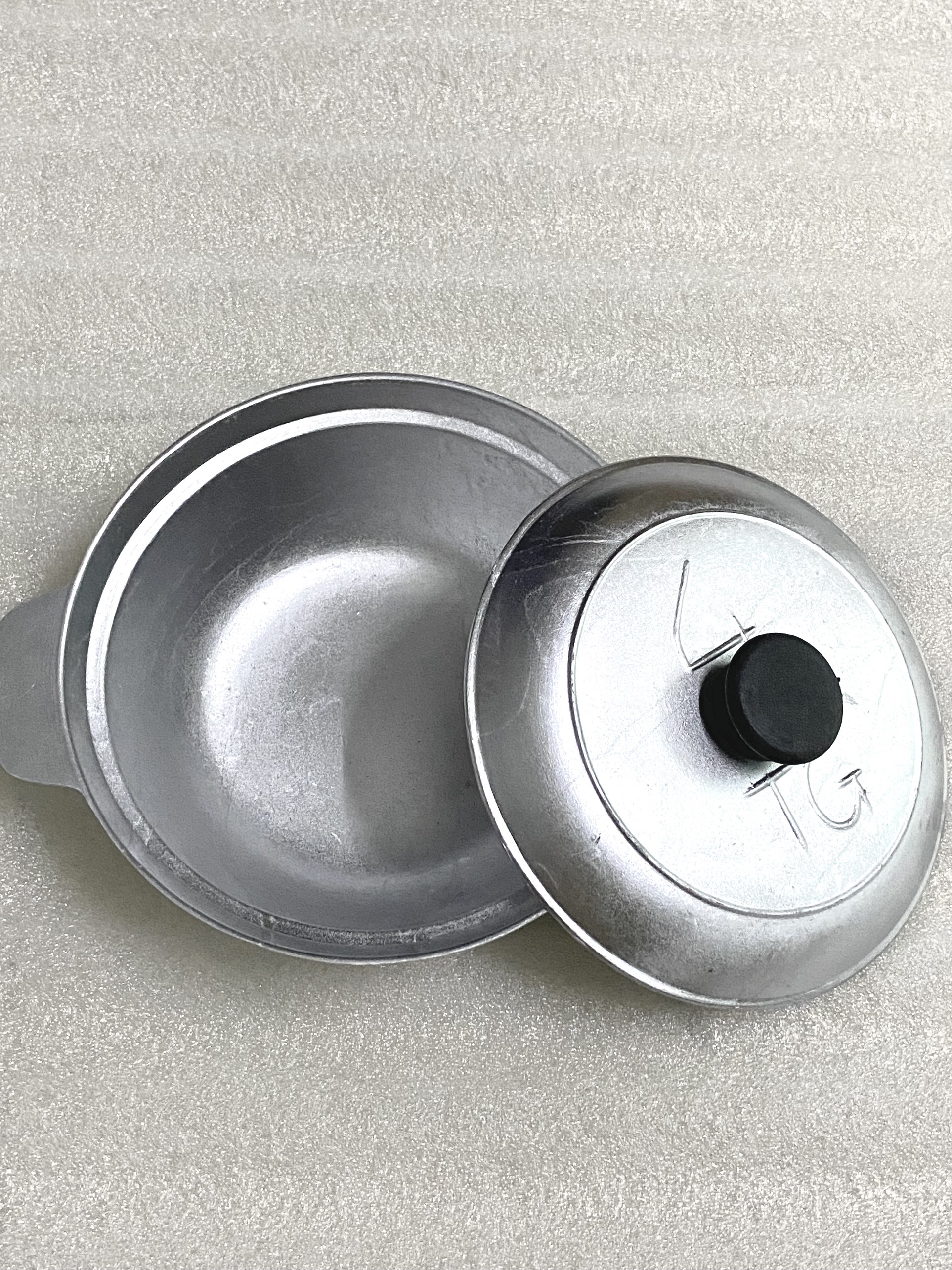 NỒI GANG KHO THỊT CÁ SIZE 20CM