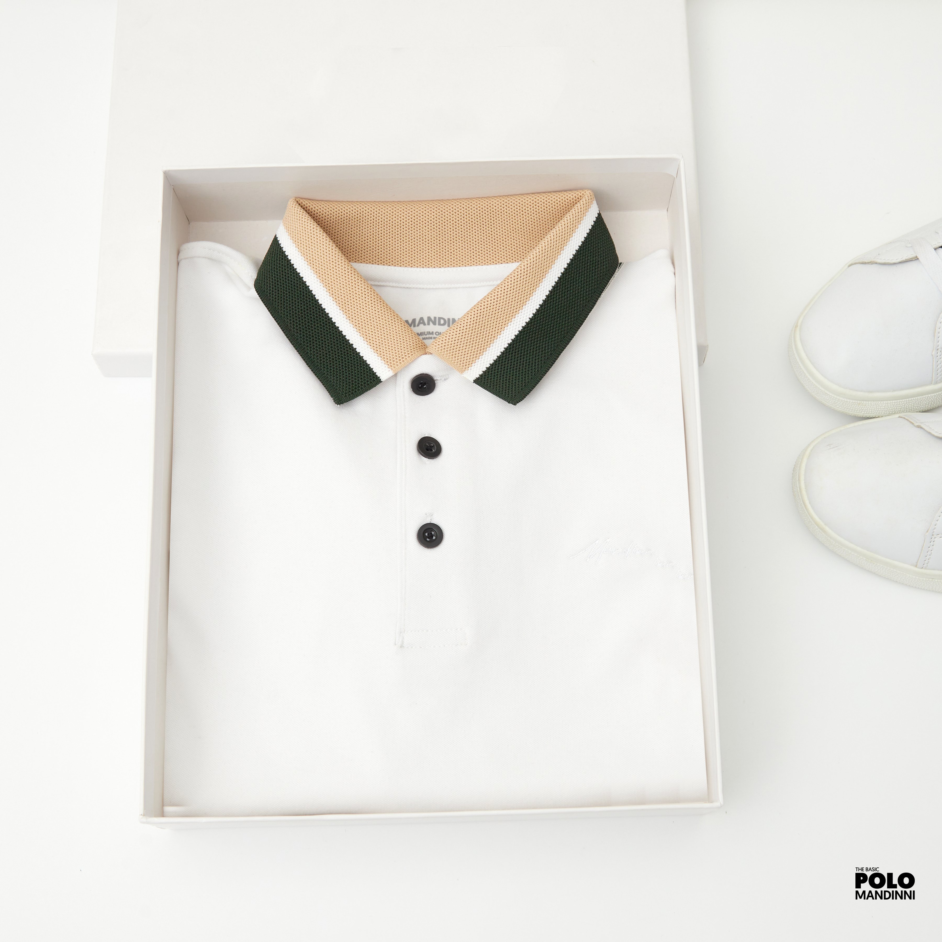Áo thun có cổ RENI MANDINNI phối cổ màu be