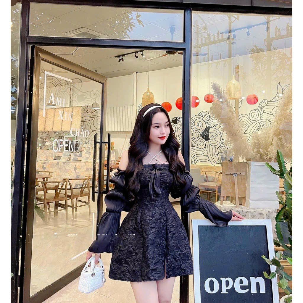 Đầm Gấm Dây Cườm Phối Voan Dài Tay