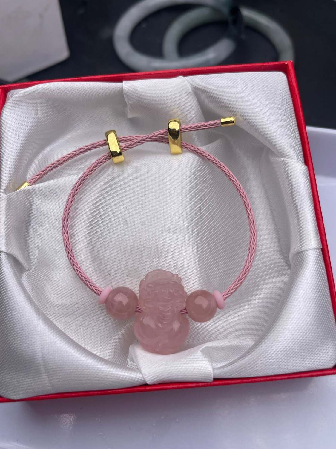 Vòng tay tỳ hưu đá thạch anh hồng