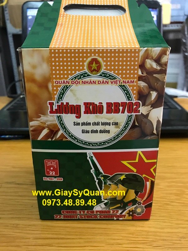 Lương khô BB702 (hộp)