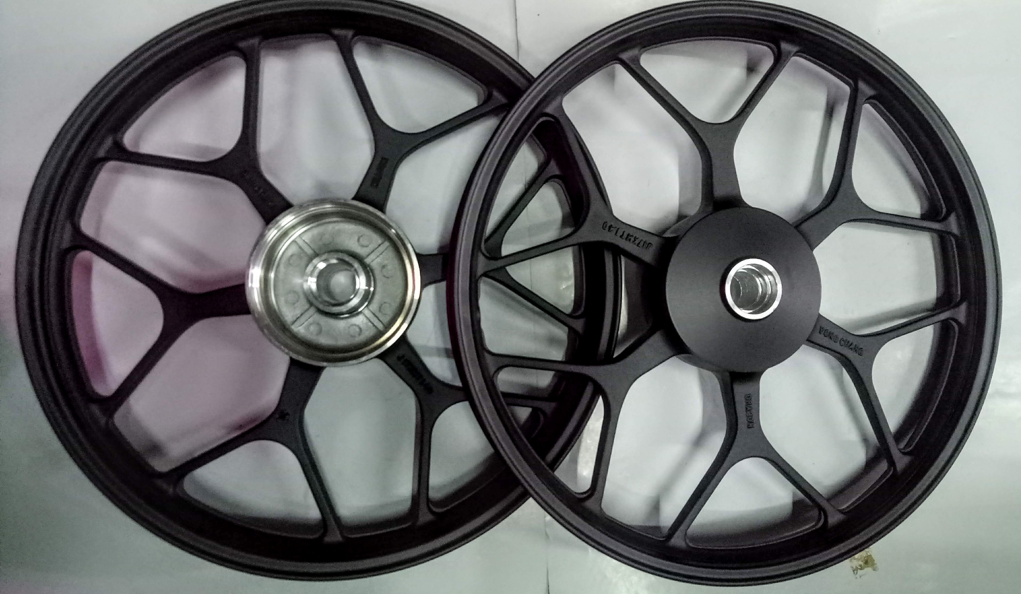 Mâm kiểu Winner dành gắn cho Wave Alpha, Blade thắng đùm