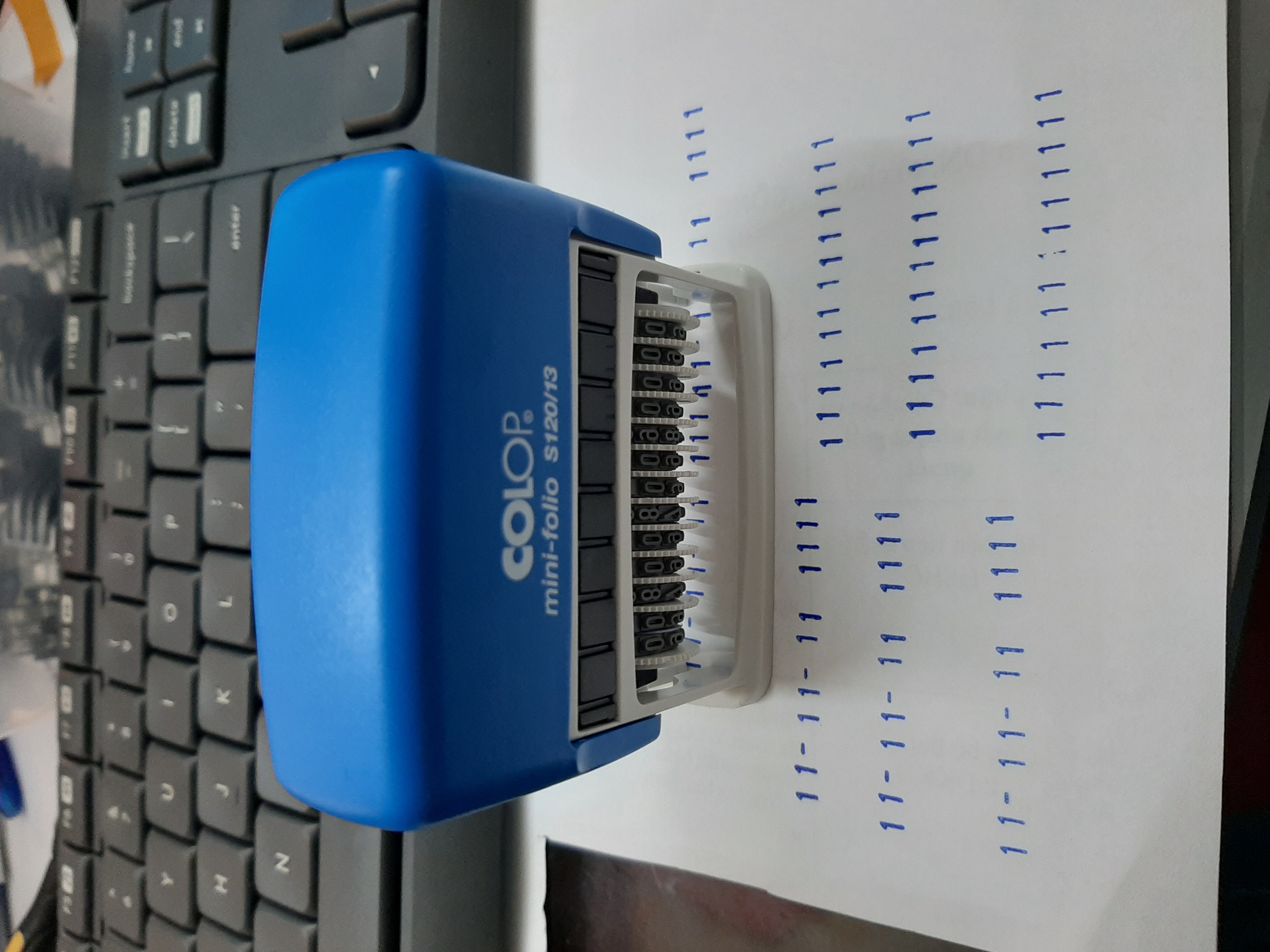 Con dấu 13 số liền mực cao 3mm Colop S120/13