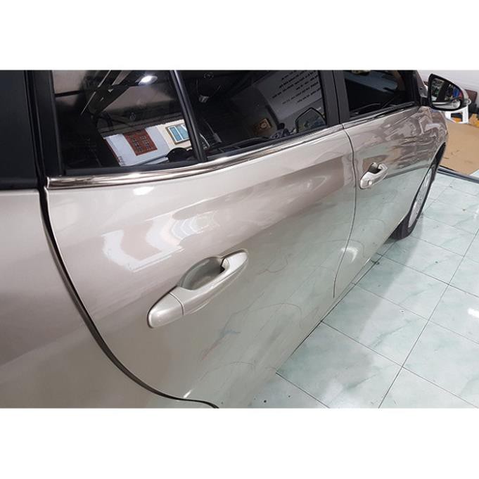Bộ ốp nẹp viền cong chân kính #Toyota Vios 2019-2020, thiết kế thông minh, kiểu dáng hiện đại, chất lượng cao cấp, bền bỉ, dễ dàng sử dụng
