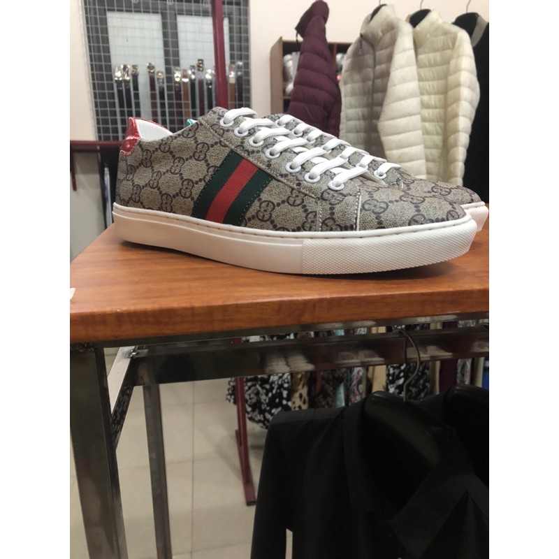 Giày nam ❤️ ❤️ hoa văn GC full size 38-43