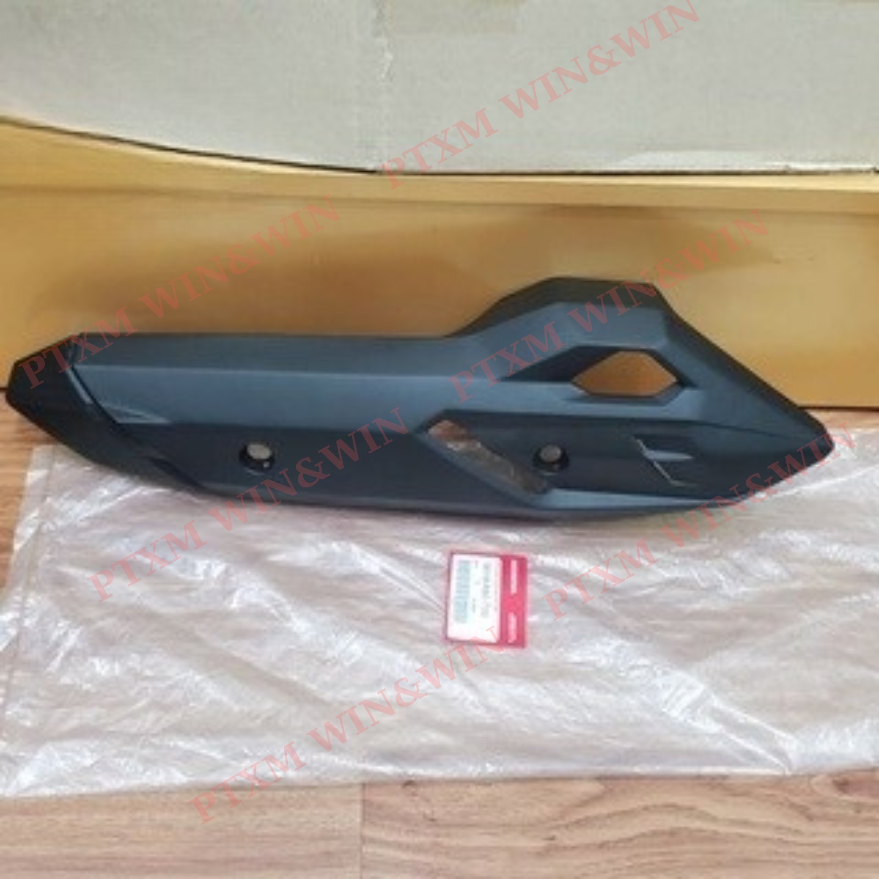 Ốp pô/ vỉ pô vario/ click 2015-2017 zin nhập khẩu honda thái lan - 18318-k60-t00